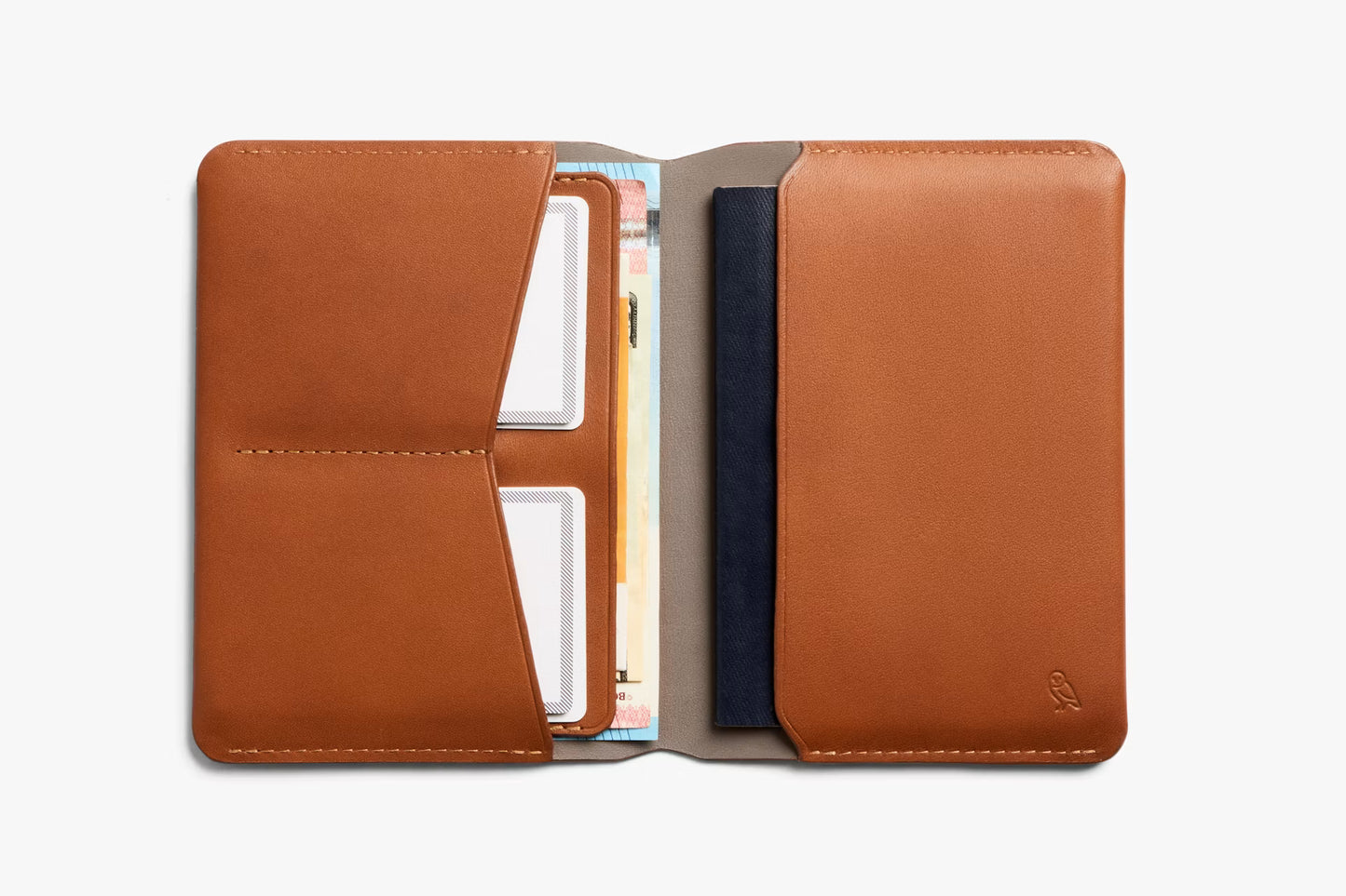 Bellroy Passport Holder . Caramel