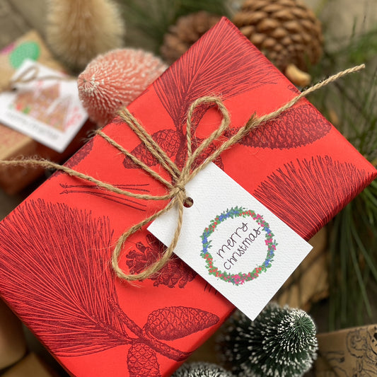 Christmas Tags . Berry Wreath