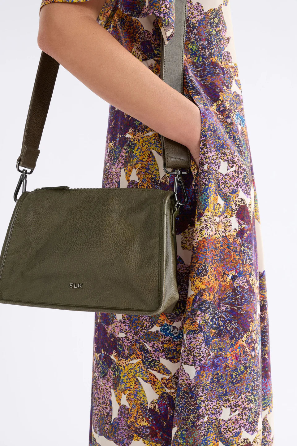 Halben Crossbody Bag . Dark Olive