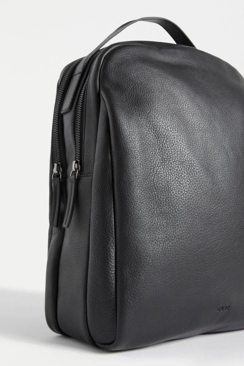 Morlo Backpack . Black