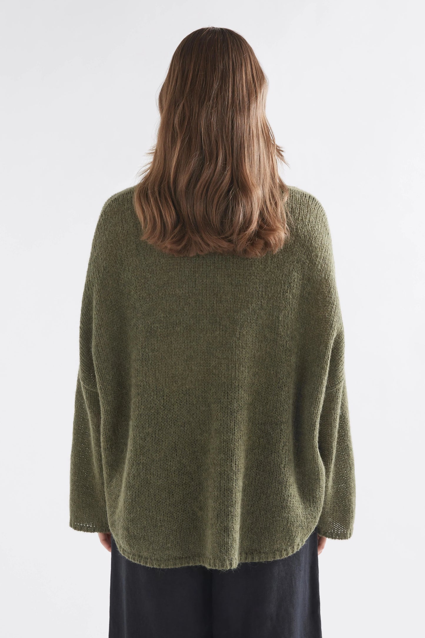 Sweater . Agna . Olive