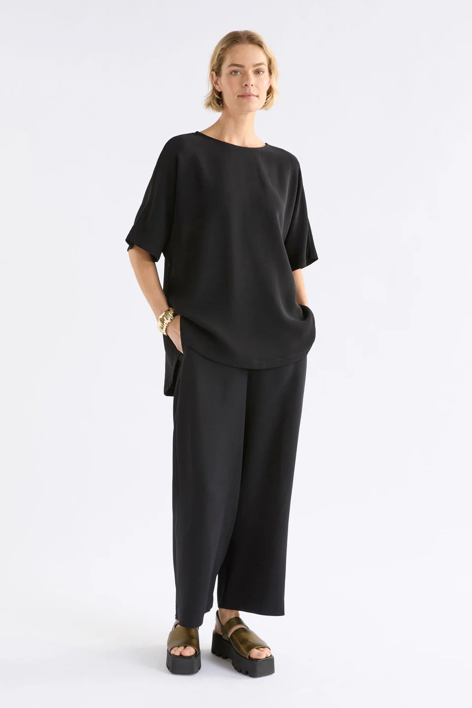 Miki Relaxed Curved Tee
