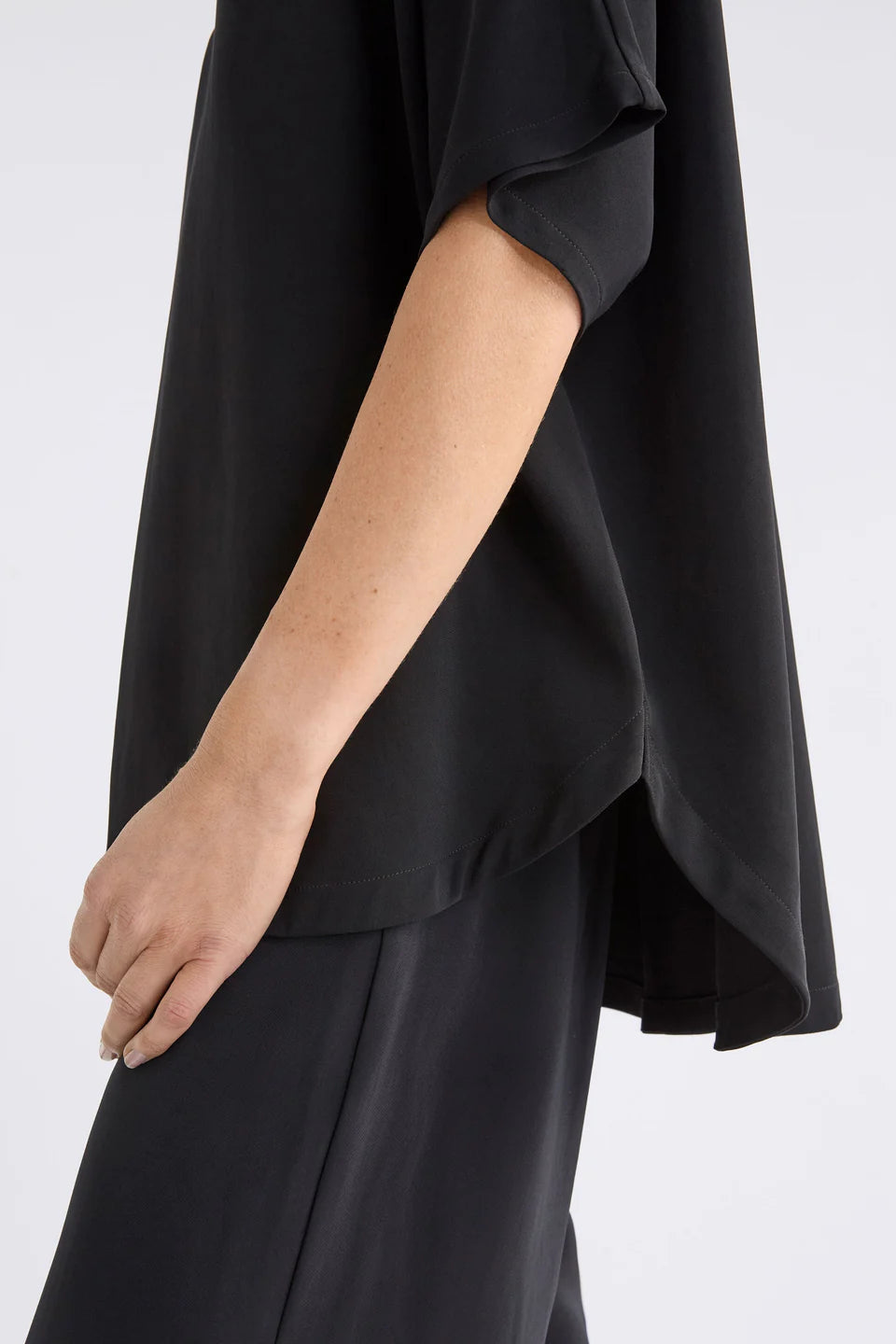 Miki Relaxed Curved Tee