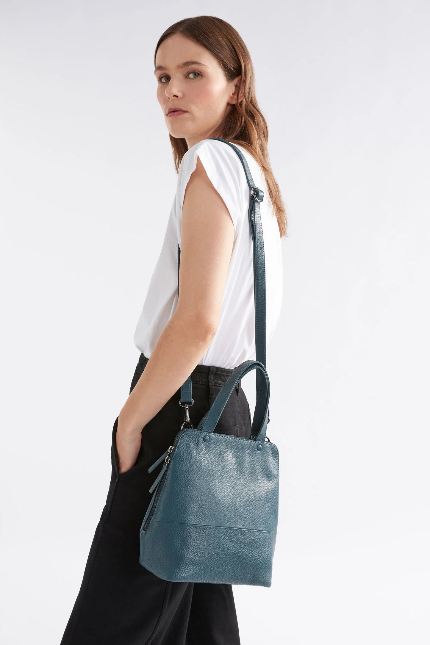 Arien Mini Tote . Olive