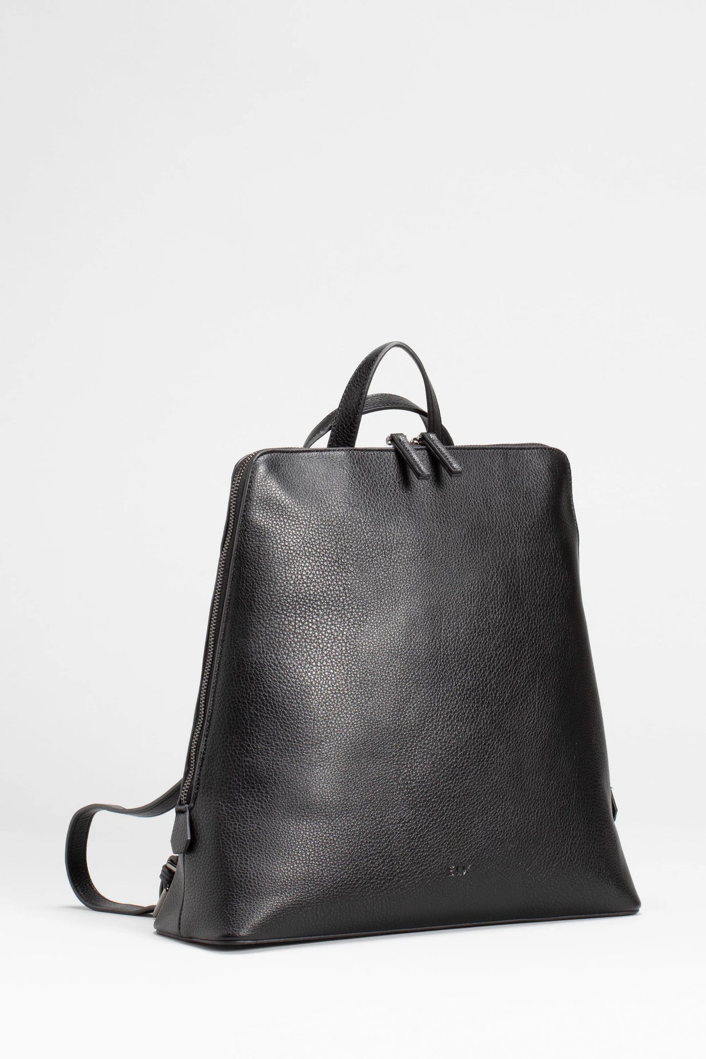 Ojen Backpack . Black .