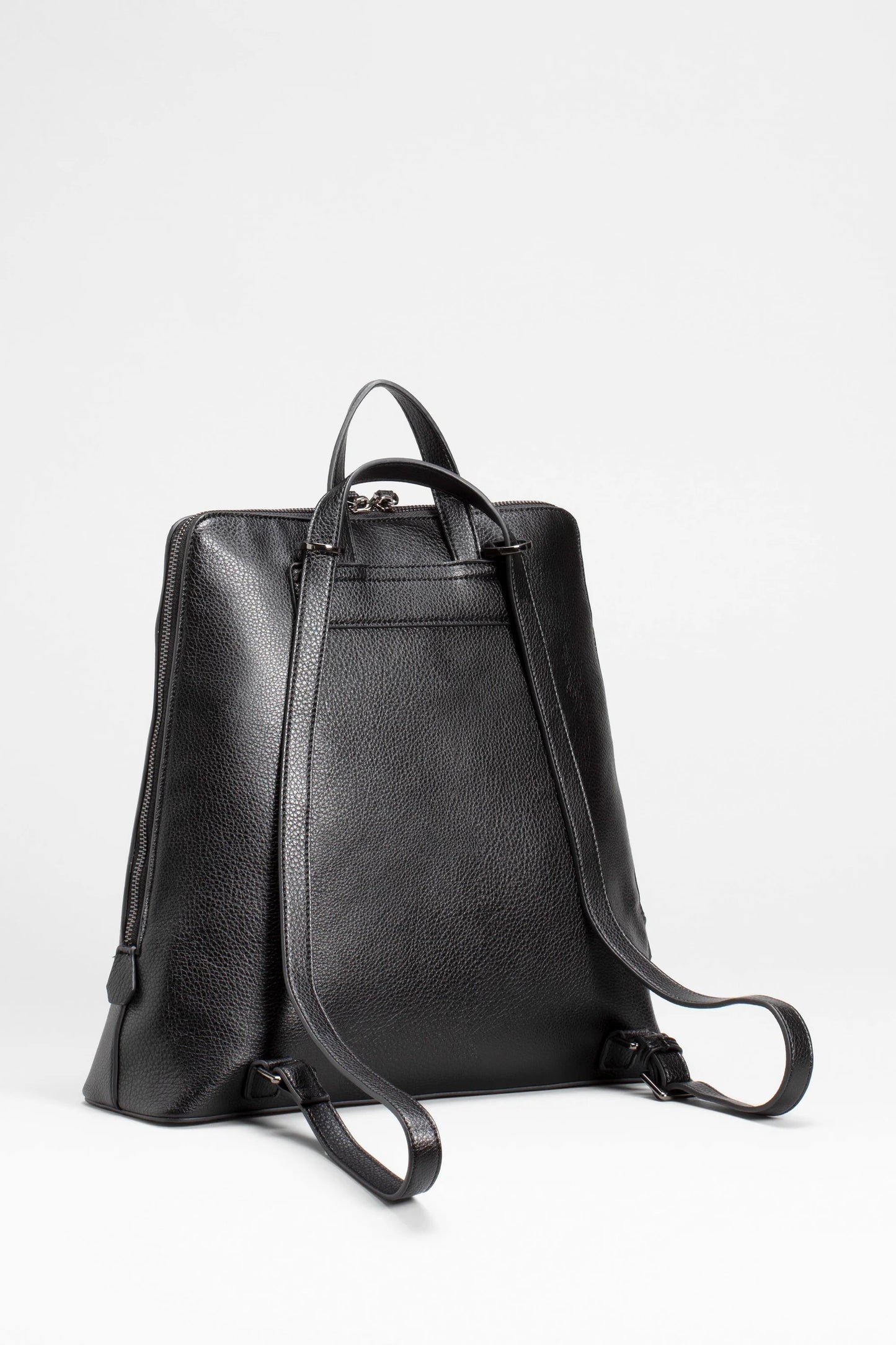 Ojen Backpack . Black .