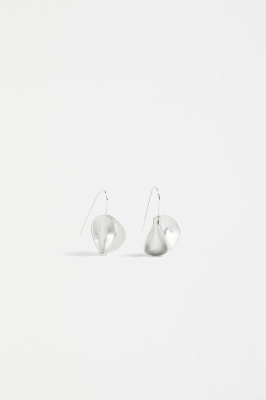 Earrings . Siita Sculptural Folded . Silver