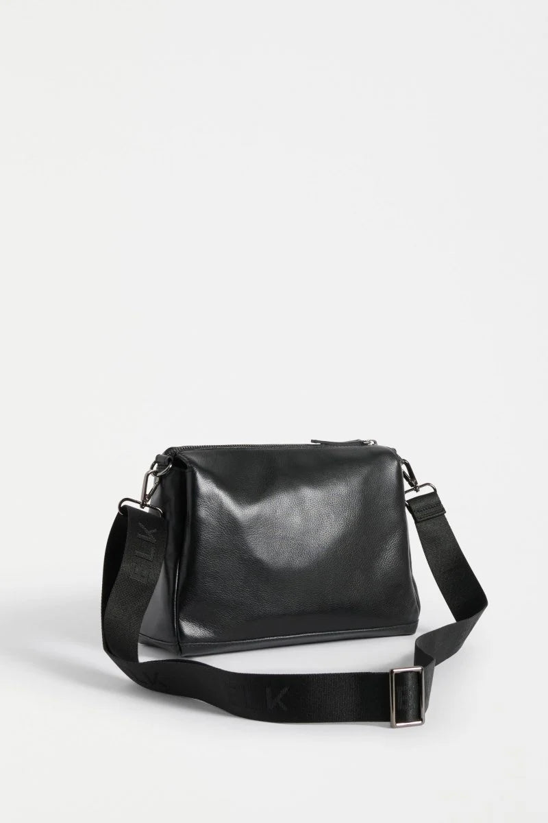 Veni Crossbody . Black