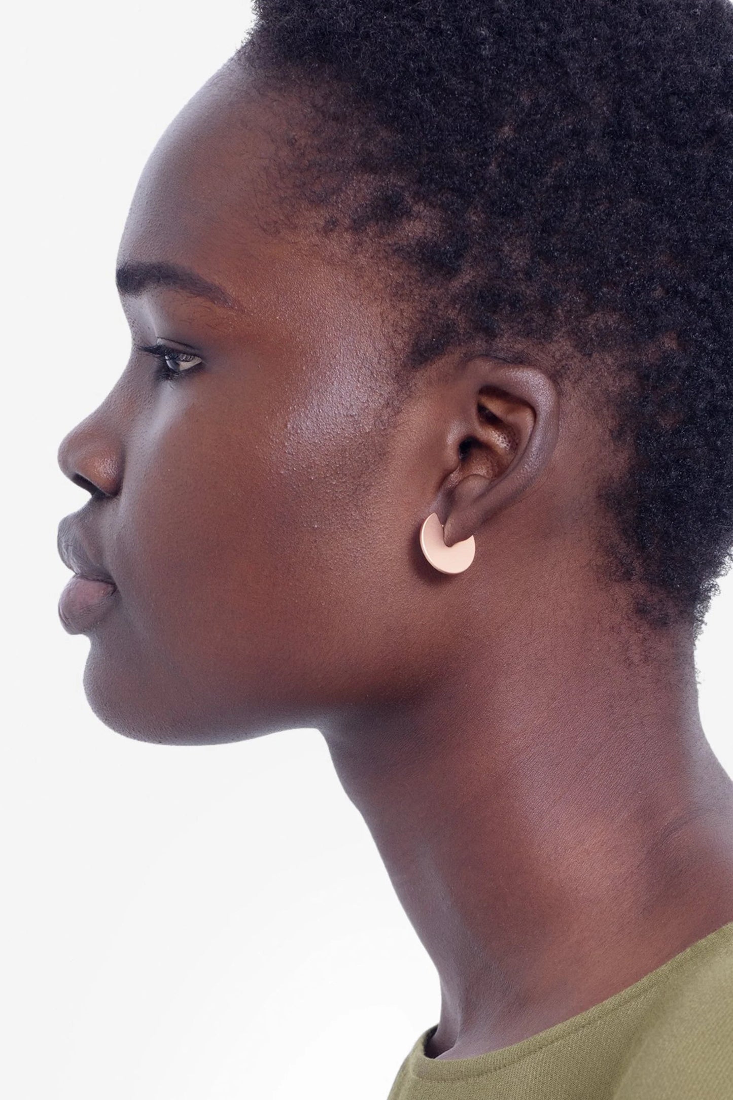 Earrings . Vivi . Gold