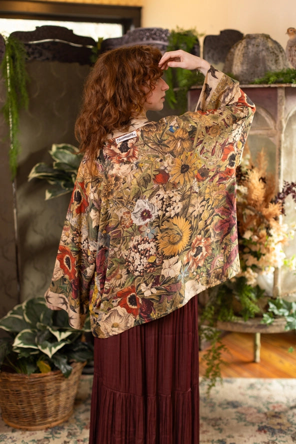 Cropped Kimono . Golden Hour.