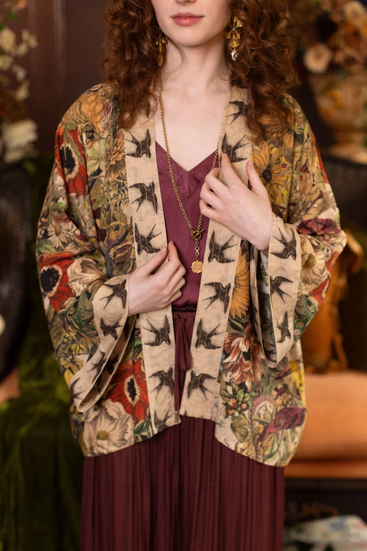 Cropped Kimono . Golden Hour.