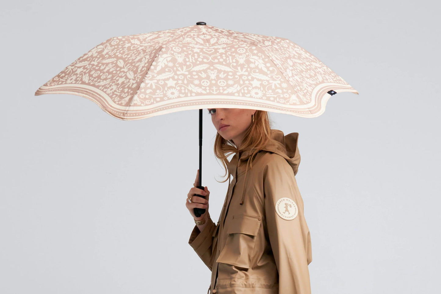Blunt Metro Umbrella . Limited Edition . Karen Walker . Filigree