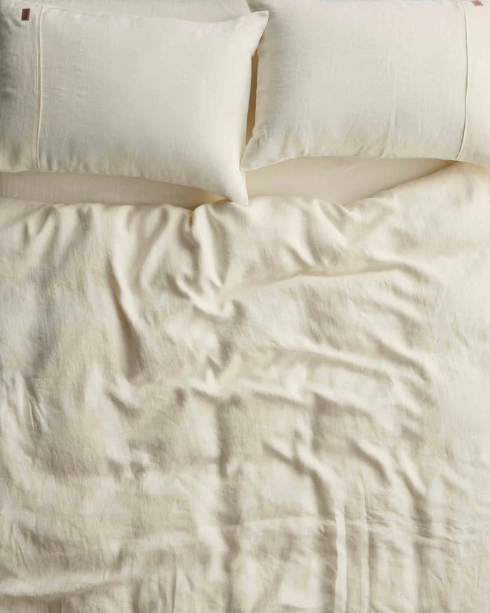 Cloud Dancer pillowcase set . Linen