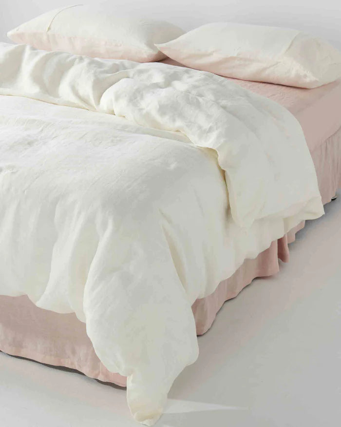 Cloud Dancer pillowcase set . Linen