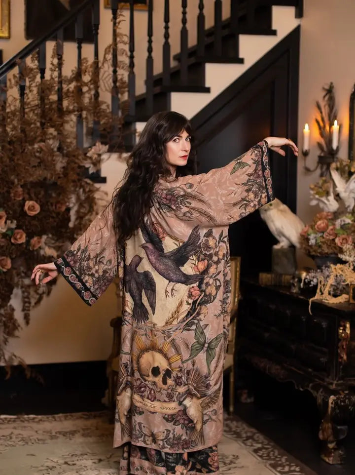 Opera Duster Kimono Robe . Momento .