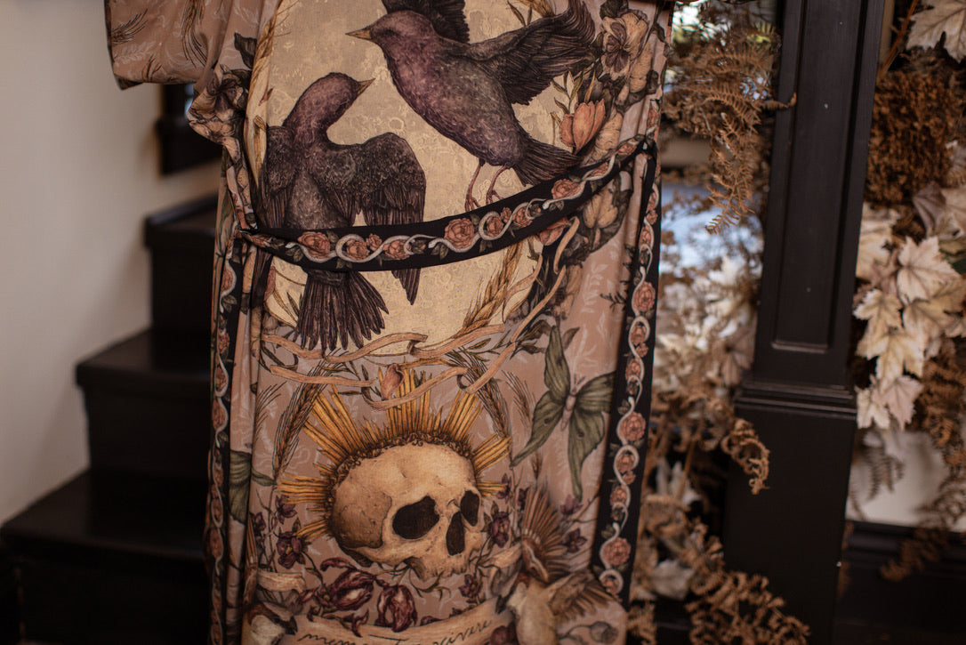 Opera Duster Kimono Robe . Momento .