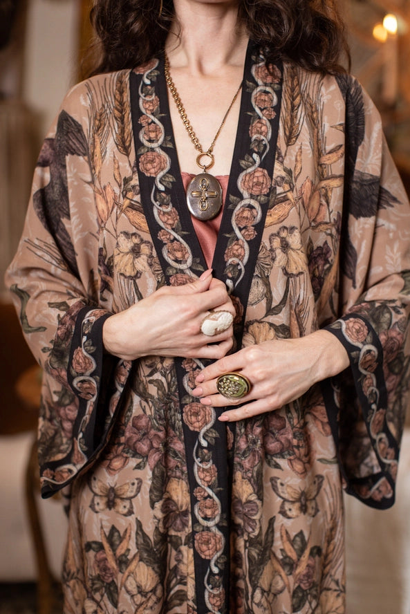 Opera Duster Kimono Robe . Momento .