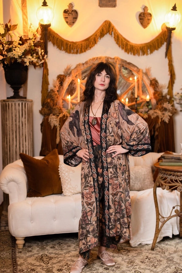 Opera Duster Kimono Robe . Momento .