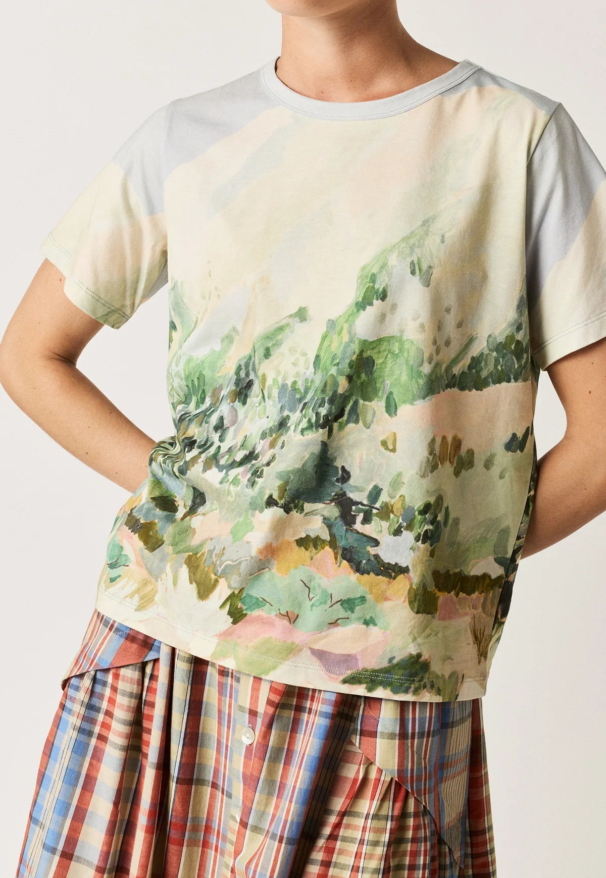 Apollo Tee . Mountain Peak