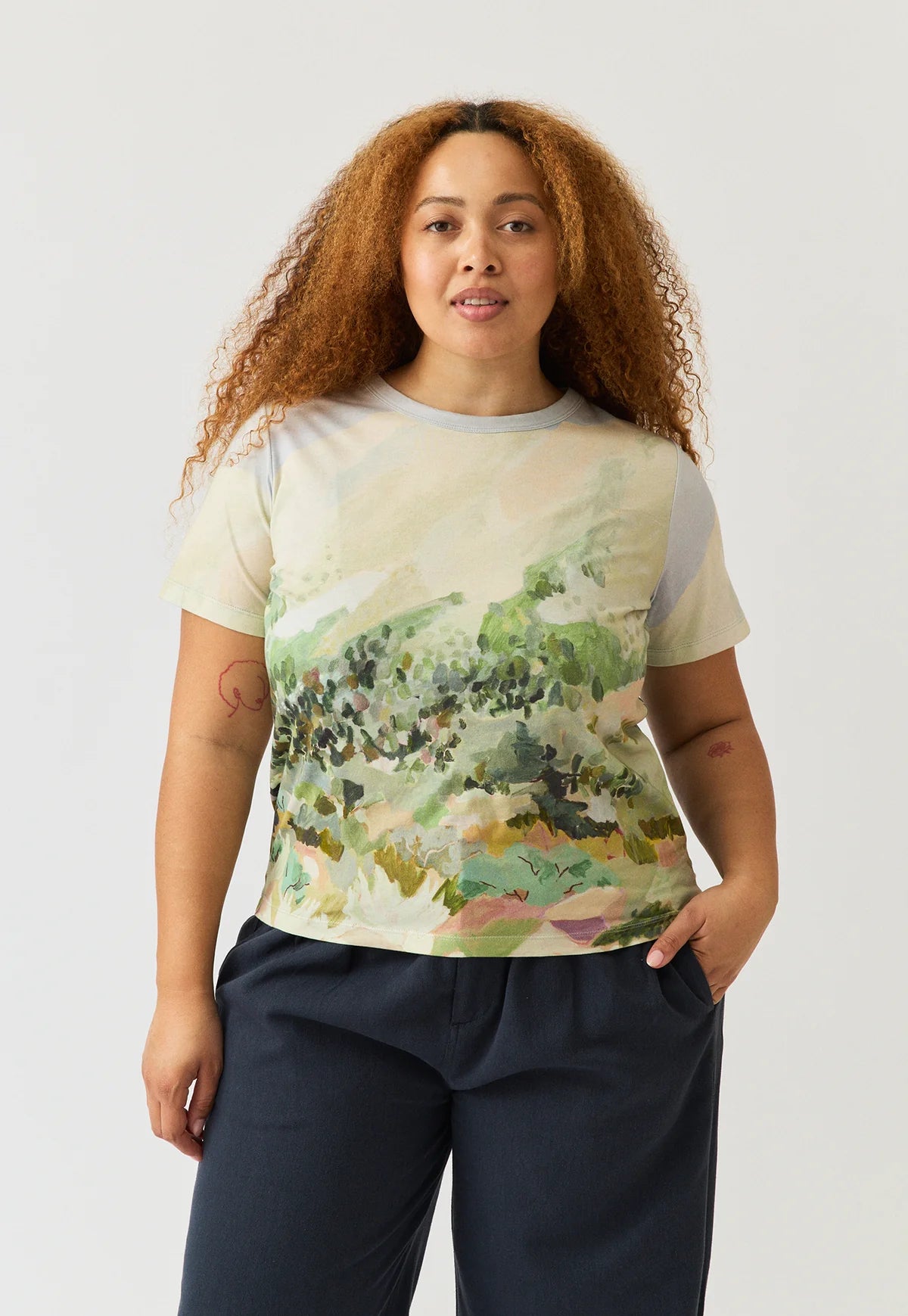 Apollo Tee . Mountain Peak