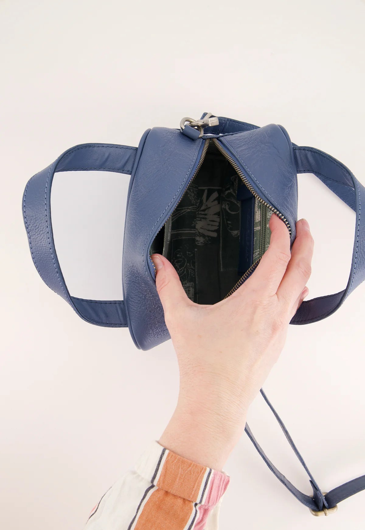 Koren Bag . Mineral