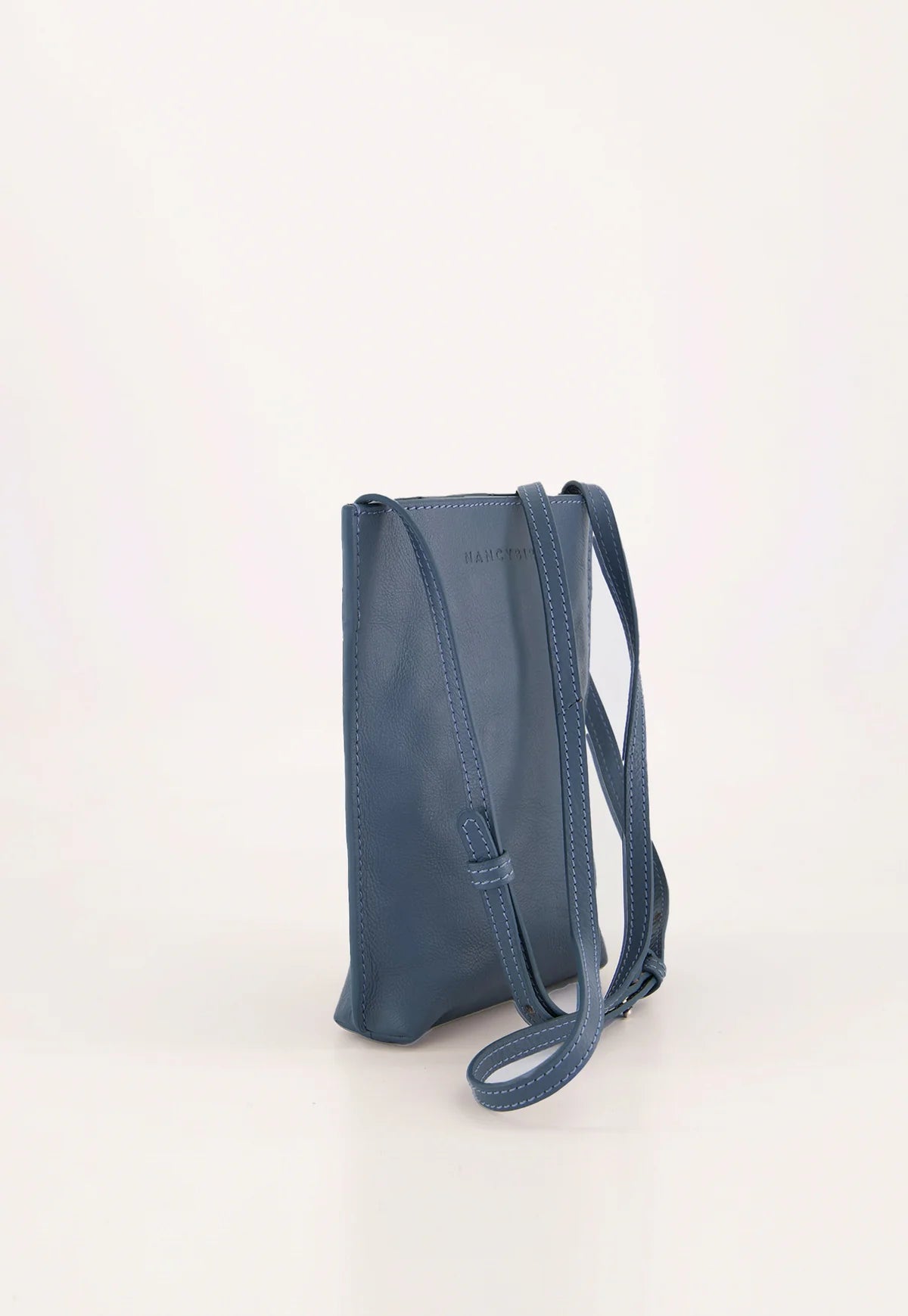 Louanne Pouch . Mineral