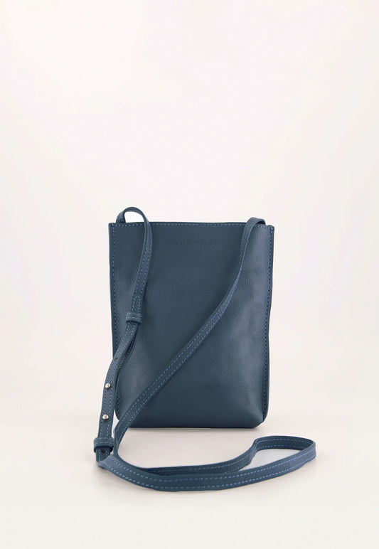 Louanne Pouch . Mineral