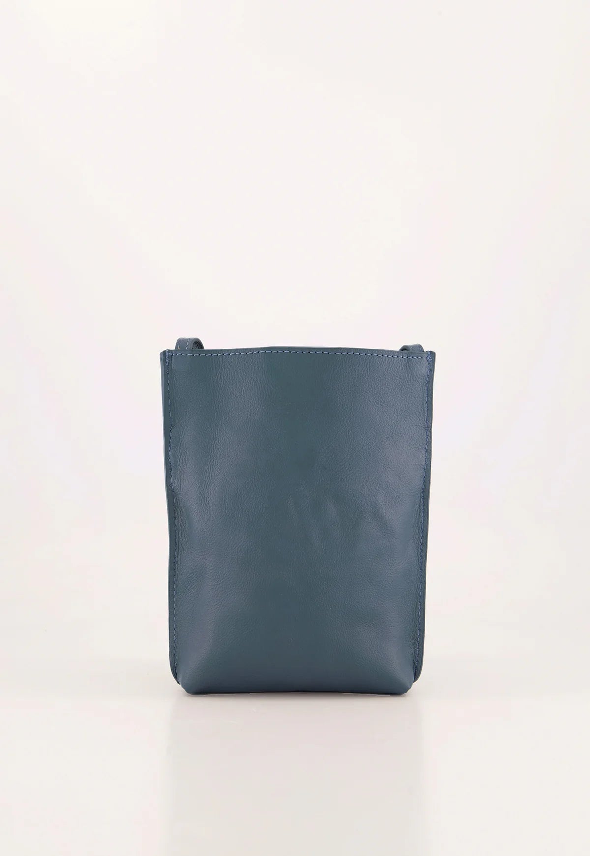 Louanne Pouch . Mineral