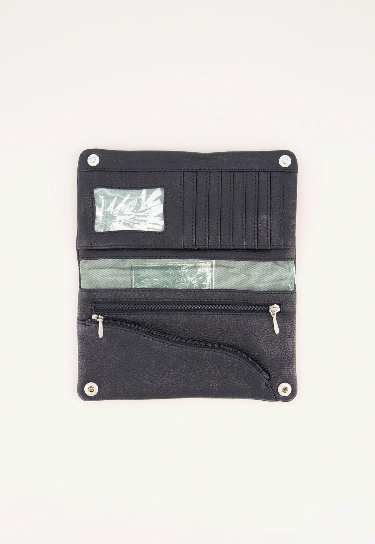 Pearl Wallet . Black