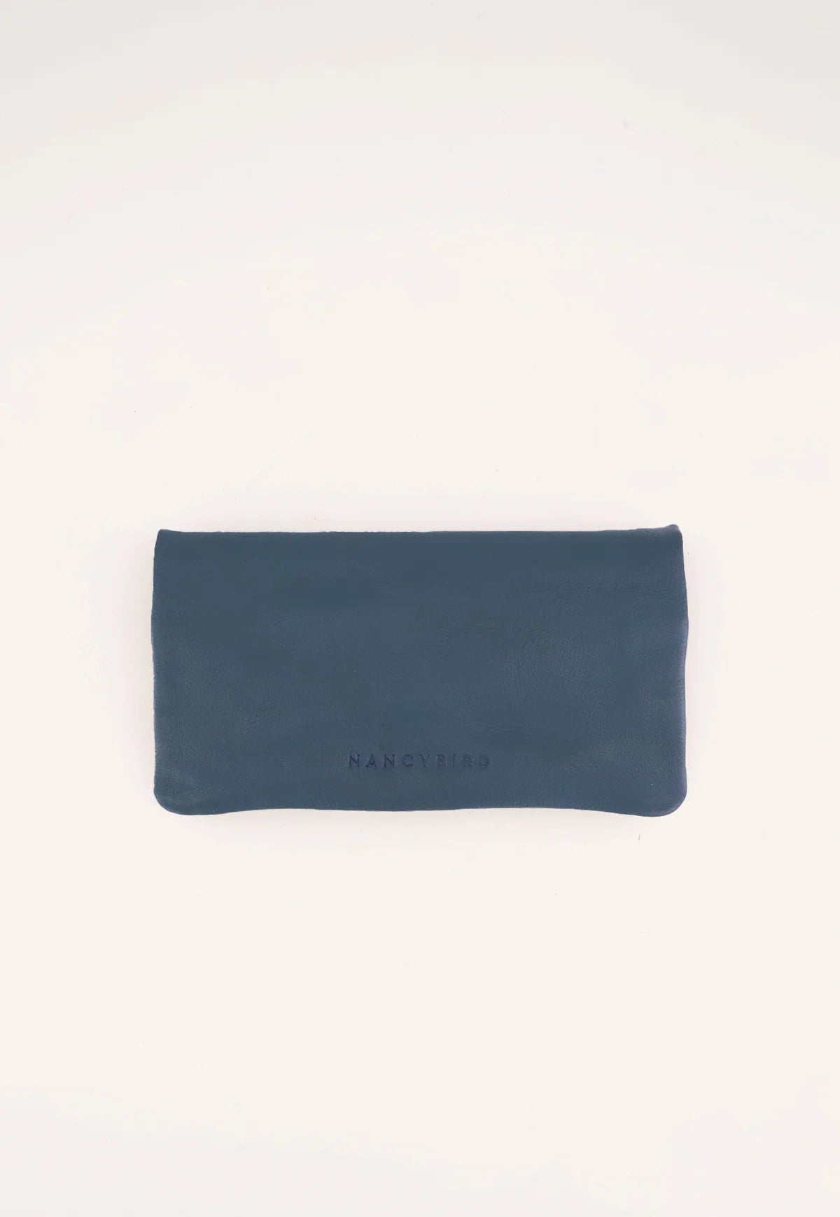 Pearl Wallet . Mineral