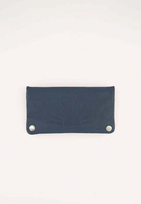 Pearl Wallet . Mineral