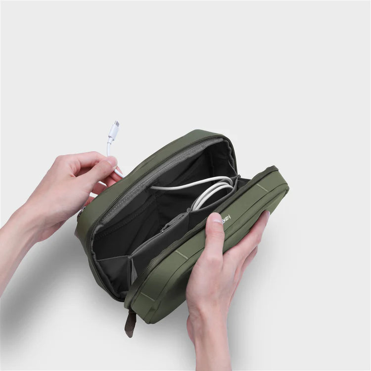 Orbitkey 2-in-1 Tech Pouch . Olive
