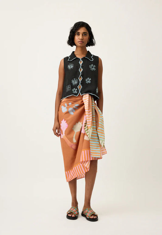 Sarong . Watercolour Ochre