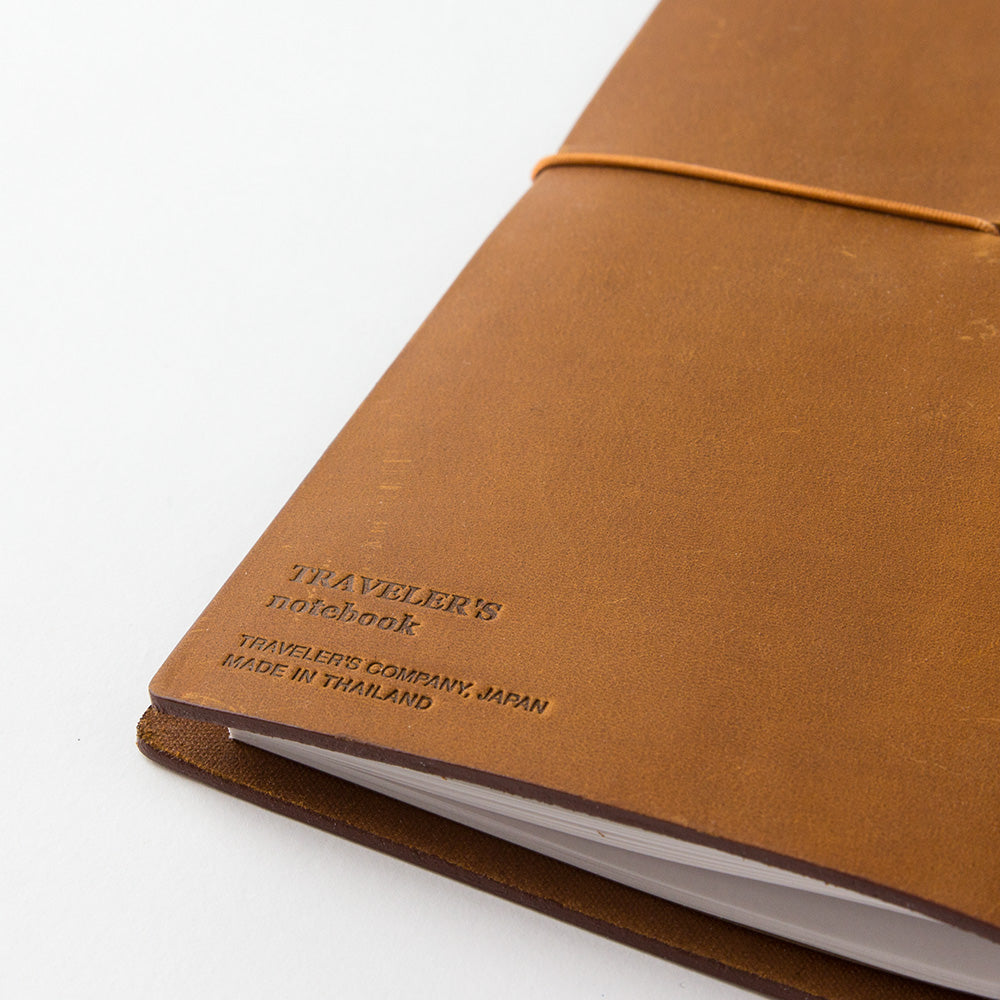 Traveler's Notebook . Regular size . Camel