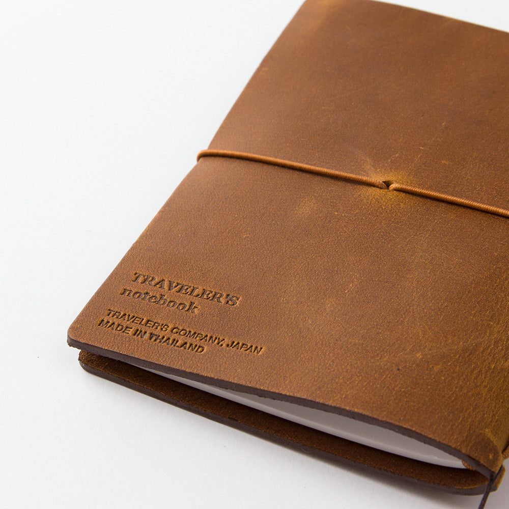 Traveler's Notebook . Passport size . Brown