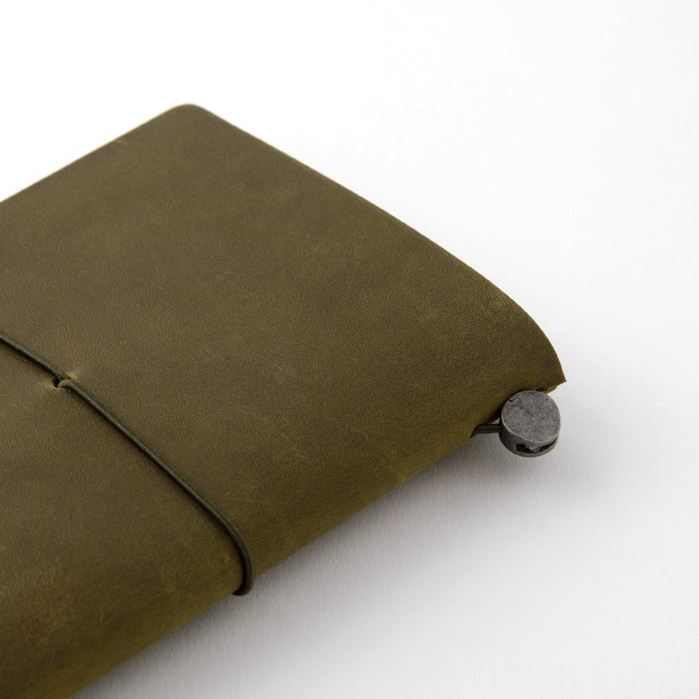 Traveler's Notebook . Passport size . Olive