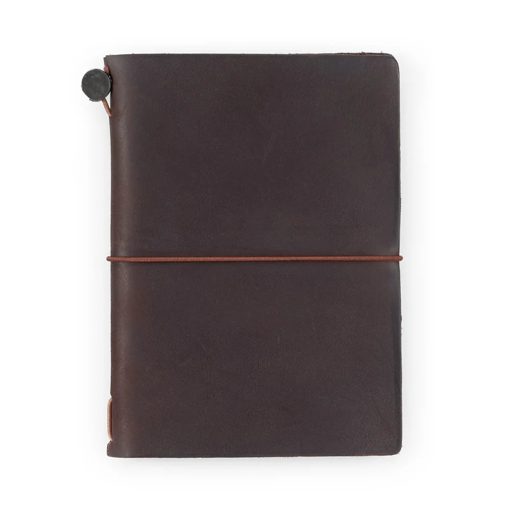 Traveler's Notebook . Passport size . Brown