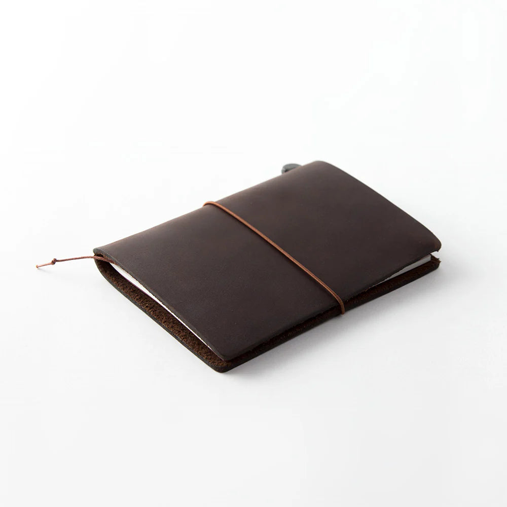 Traveler's Notebook . Passport size . Brown