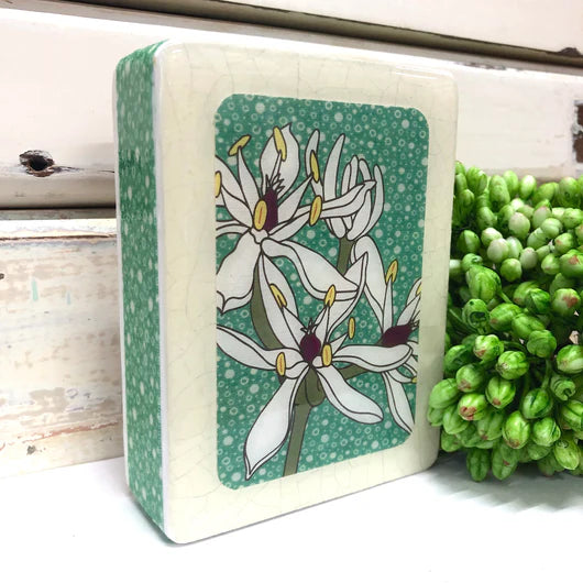 Mini Woodblock . Milk Maids