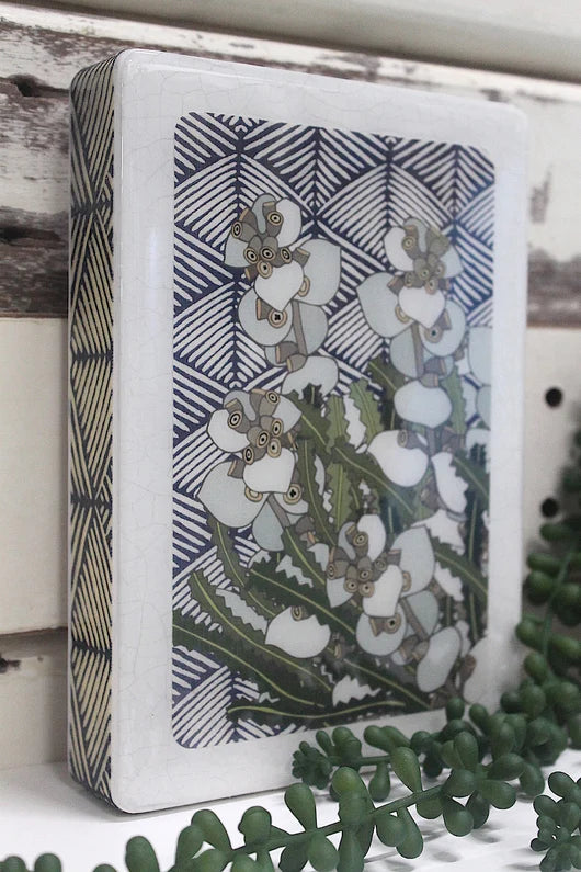 Medi Woodblock . Silver Dollar + Wild Leaves