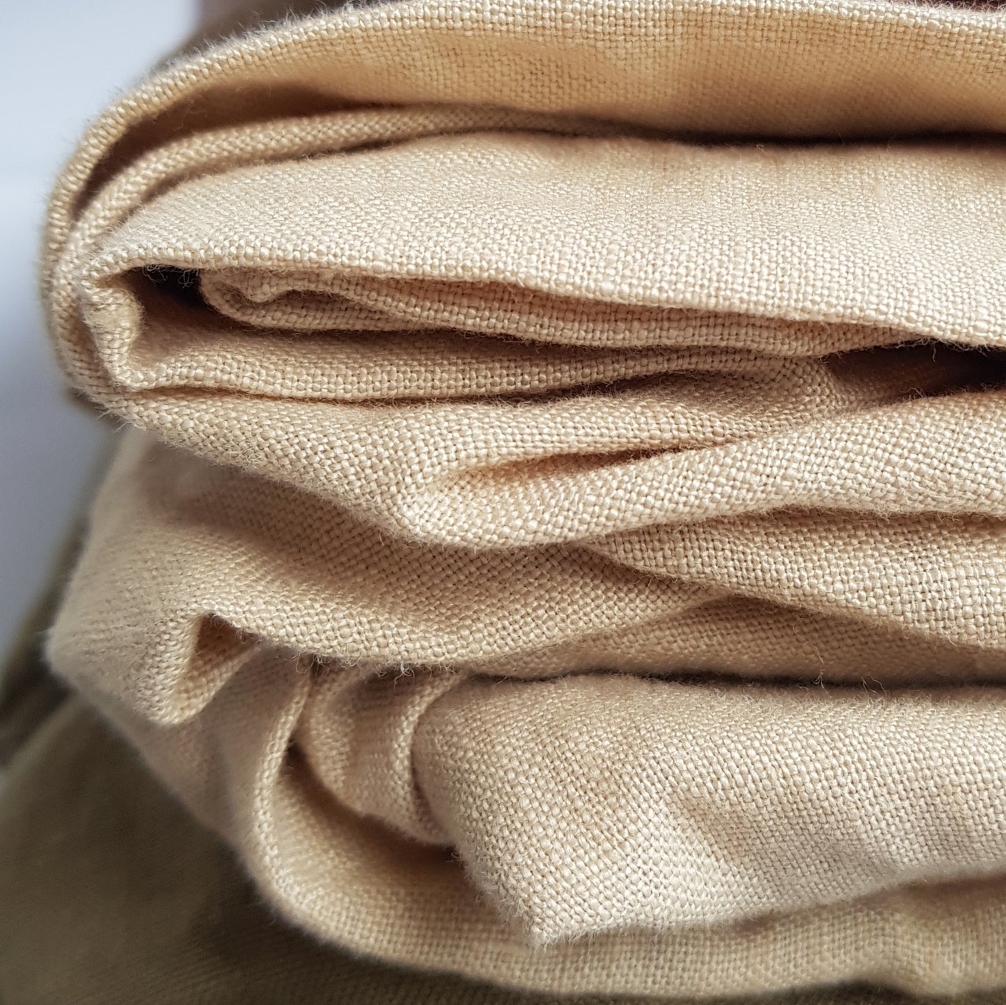 Linen fitted cot sheet