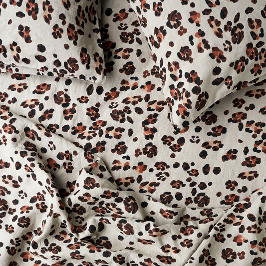 Cot sheet . Leopard